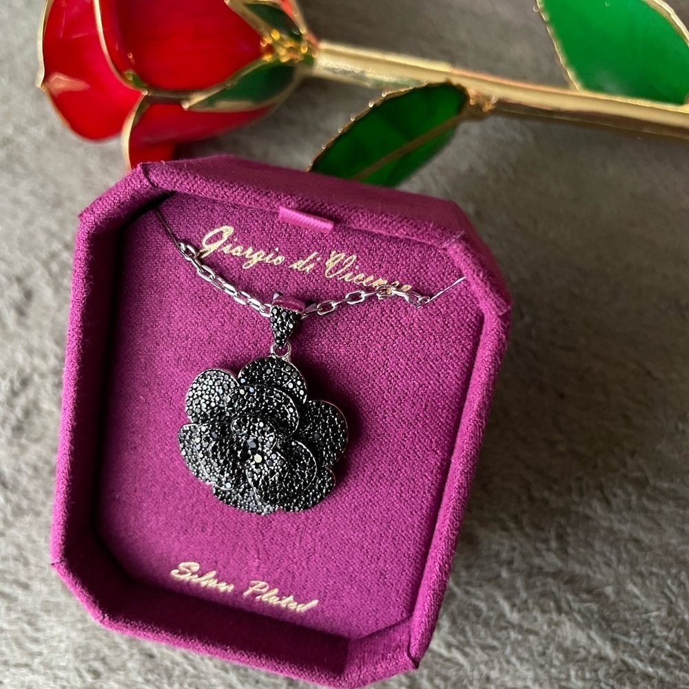 Women’s necklace, black rose necklace,Silver Plated Black Flower Necklace - Picture 8 of 10